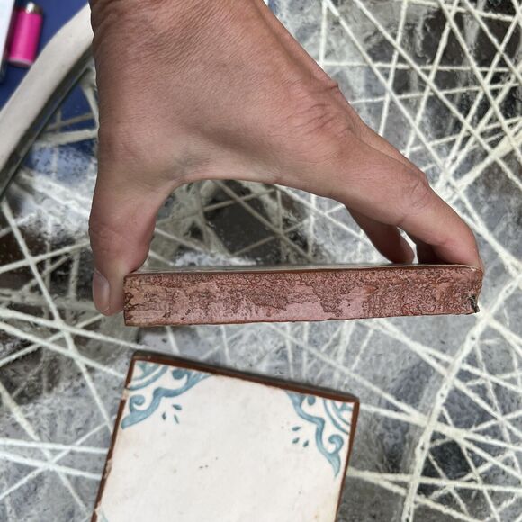 Walker Zanger Contessa Pagoda - Cobalt Tile x 4 pieces 4-5/8” - Picture 8 of 11